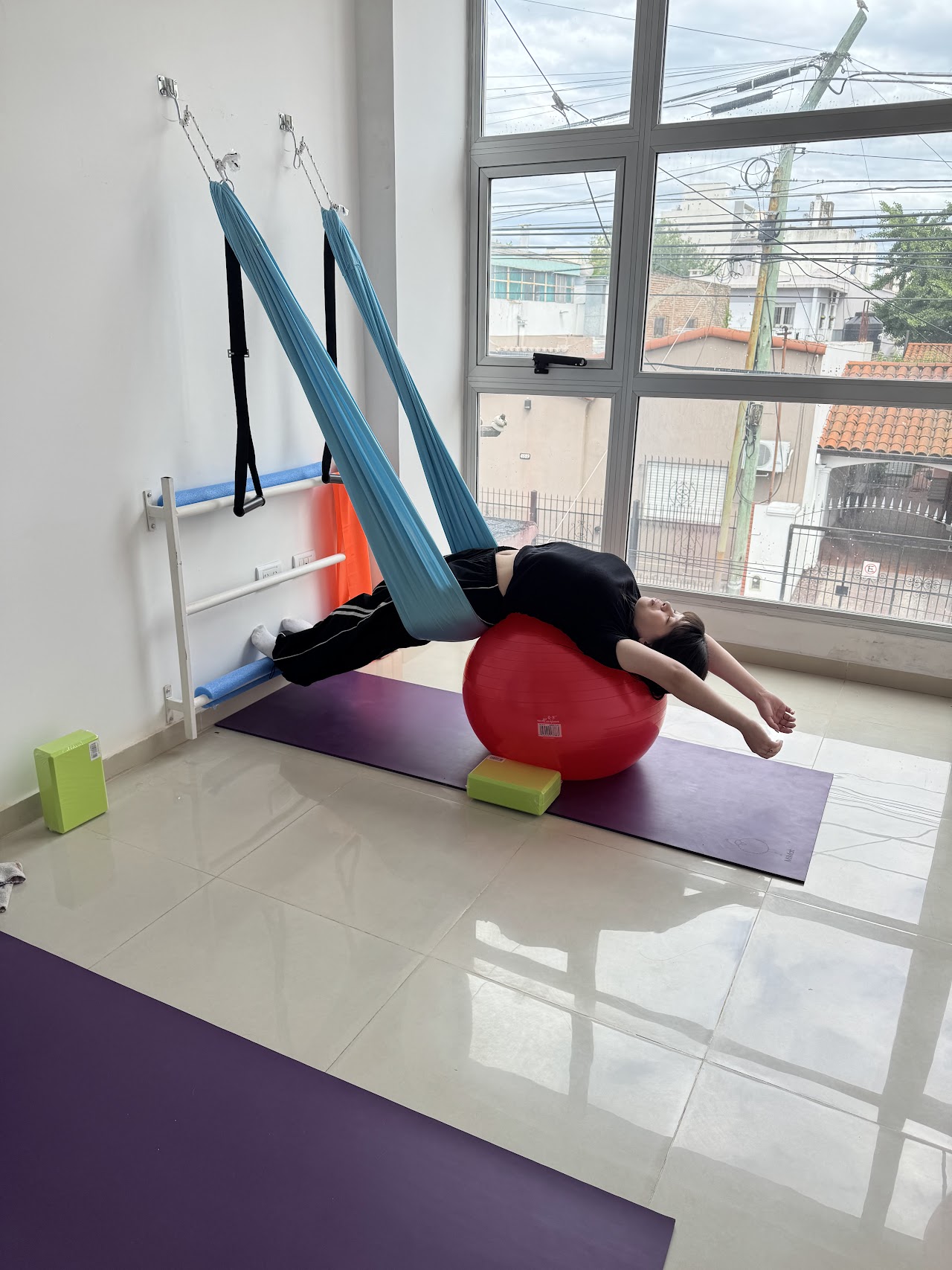 Terapia de Suspensión Activa en CMI Kinesiología Berazategui